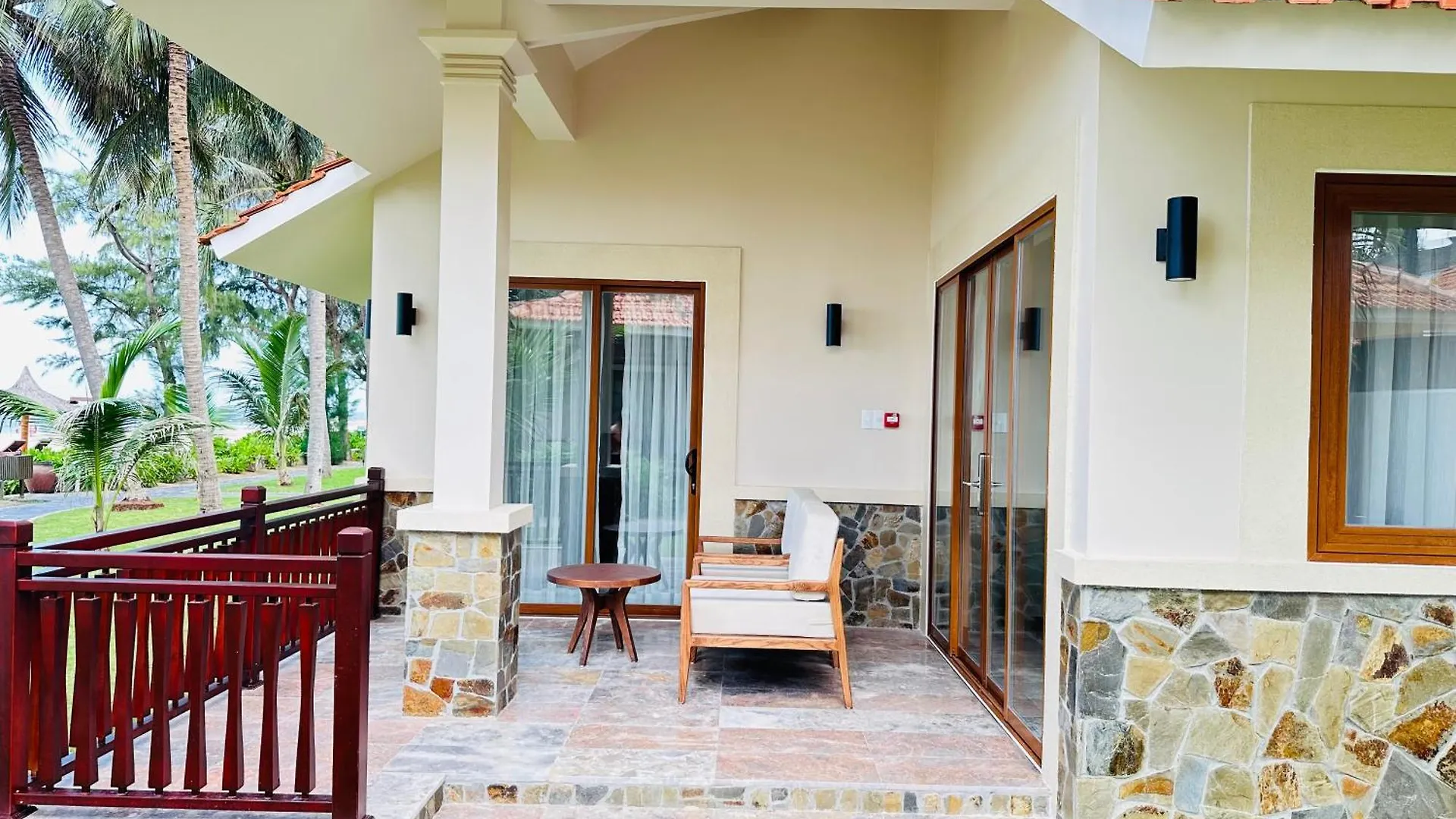 Phu Hai Beach Resort & Spa Phan Thiet 4*,  Vietname